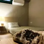 Iriti's & Dahlia Вилла