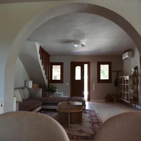 Iriti's Villa Platanidia