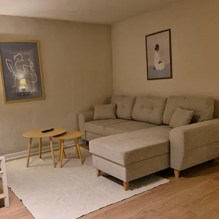 Iriti's & Dahlia Βίλα