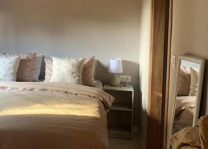 Iriti's & Dahlia Βίλα *