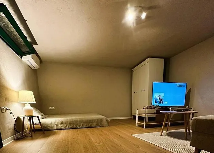 Βίλα Iriti's & Dahlia