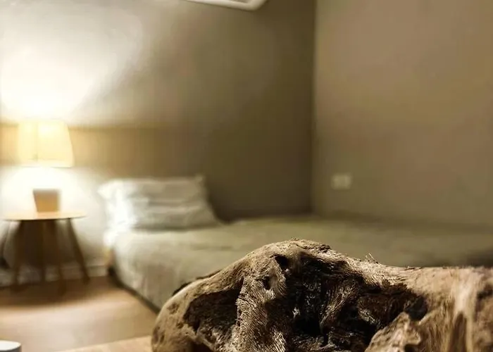 Iriti's & Dahlia Βίλα