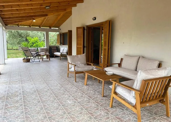 Iriti's & Dahlia Βίλα *