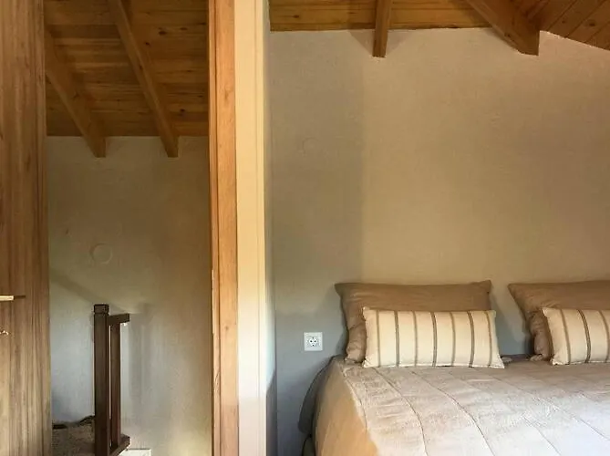 Iriti's & Dahlia Βίλα